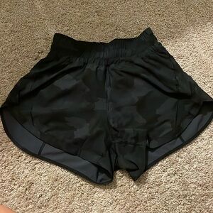 Lululemon track that short high rise